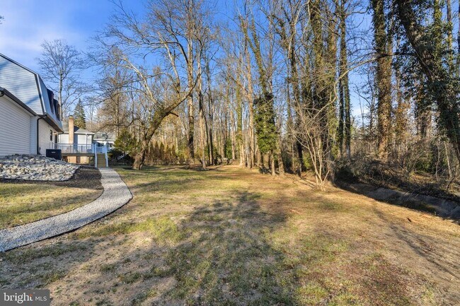 Building Photo - 10704 Howerton Ave