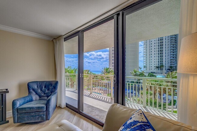 Building Photo - 3000 N Ocean Dr