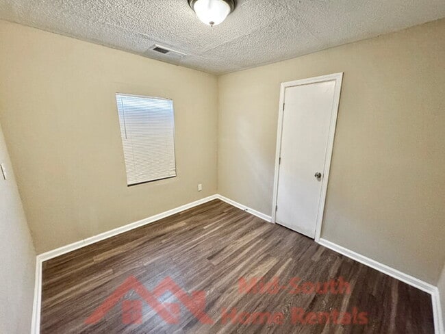 Building Photo - 1761 Winston Dr