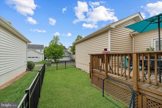 Building Photo - 15119 Kroll Ln
