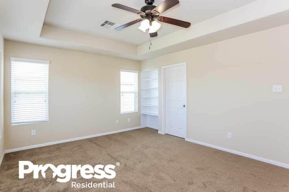Building Photo - 12430 Greencanyon Dr