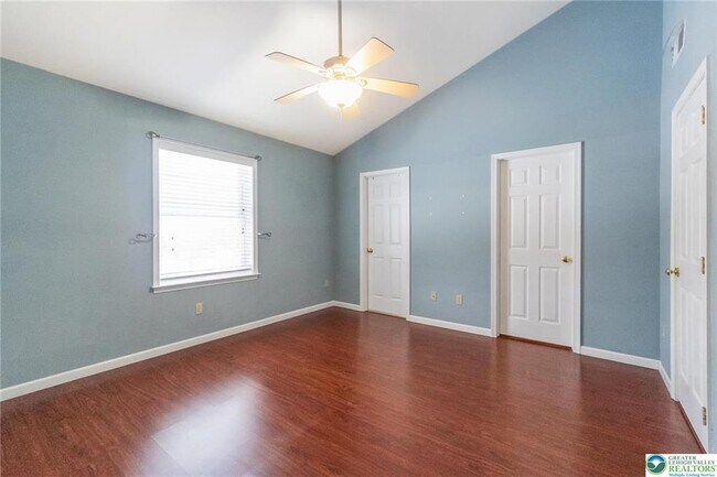 Building Photo - 537 Kemmerer Ln