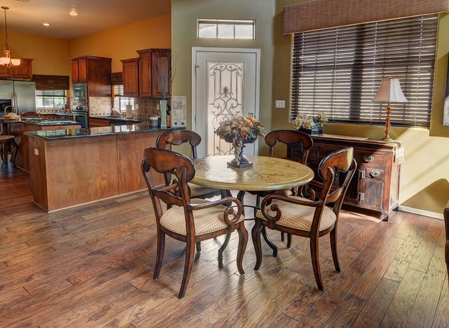 Building Photo - 4310 Capistrano Ave