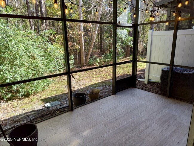 Building Photo - 3253 Climbing Ivy Trail