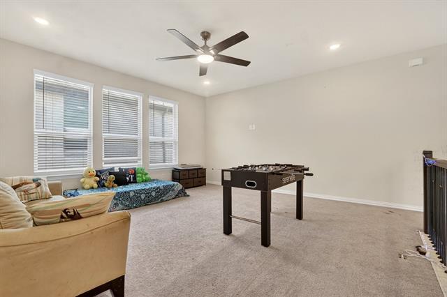 Building Photo - 2316 Pinehurst Dr