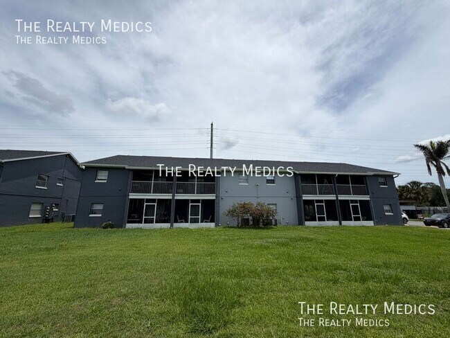 Building Photo - 4124 Pershing Pointe Pl
