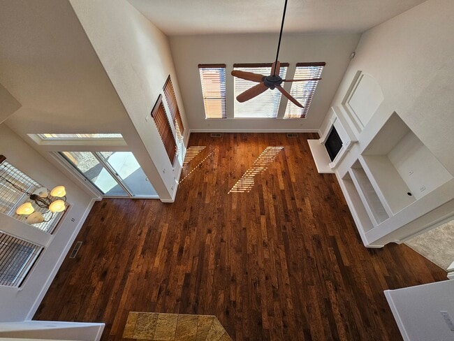 Building Photo - Beautiful Executive Home In Gated Community