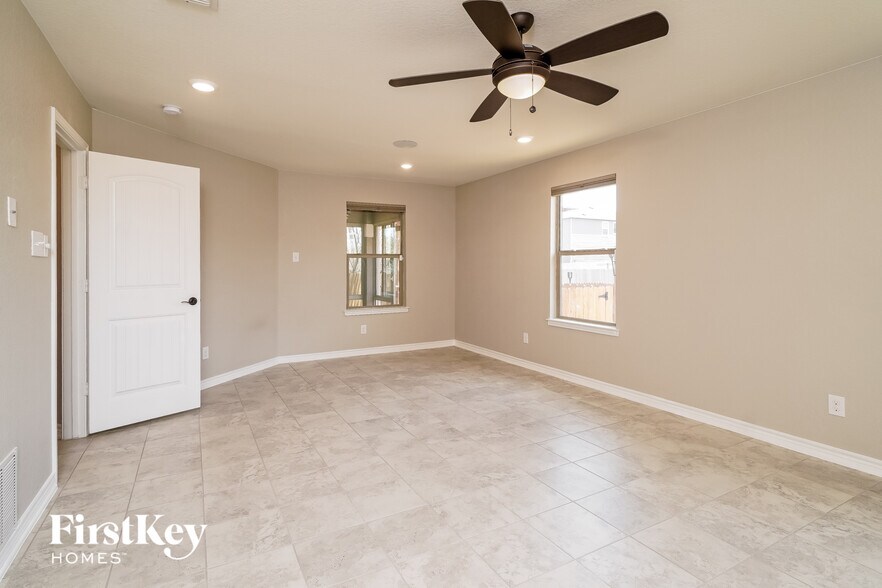 Building Photo - 3931 Gentle Mdw