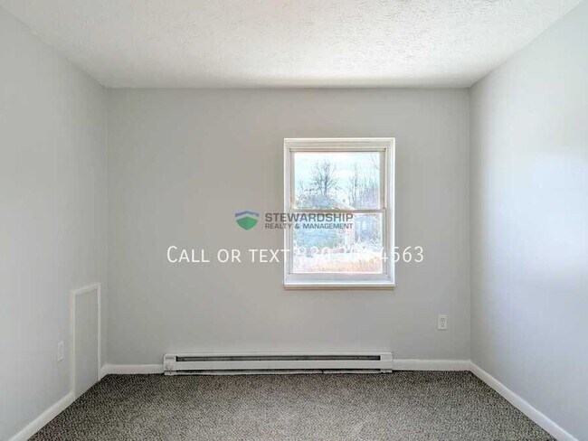 Building Photo - 1111 N Elm St