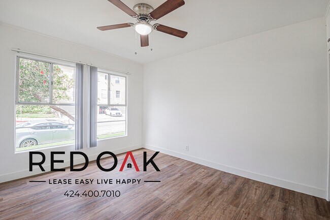 Building Photo - 3370 W 83rd St