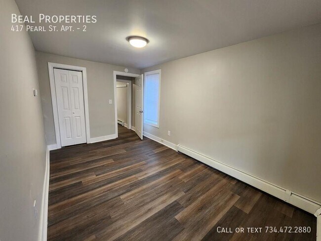 Building Photo - 417 Pearl St