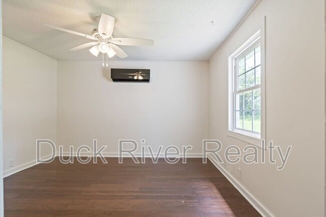 Building Photo - 210 Westover Dr