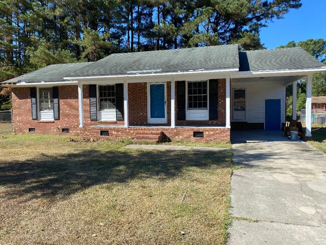 Primary Photo - 102 Denver Rd