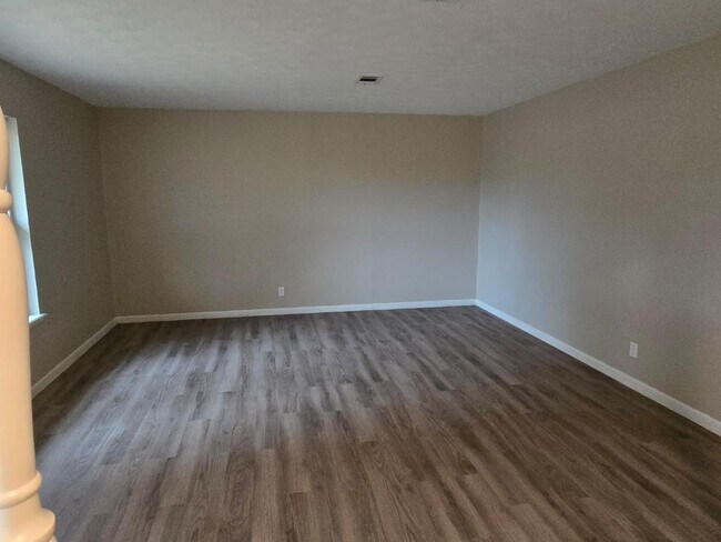 Building Photo - 7210 Headlee Rd