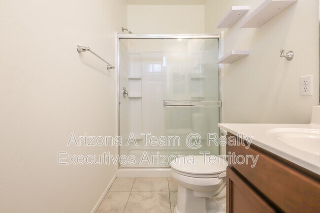 Building Photo - 4466 S Sunrise Bluff Way