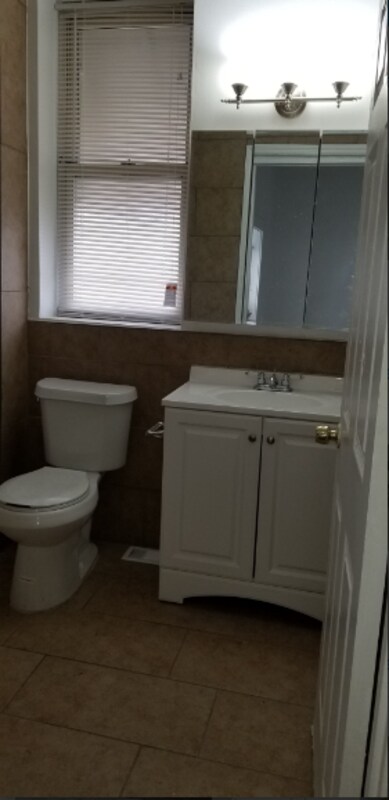 Building Photo - 3146 Keokuk St