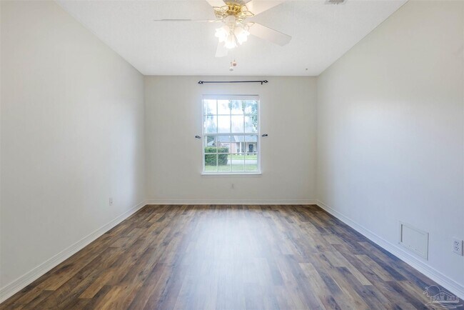 Building Photo - 873 Brande Ct
