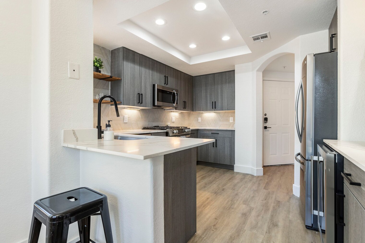 Building Photo - 15608 N 71st St