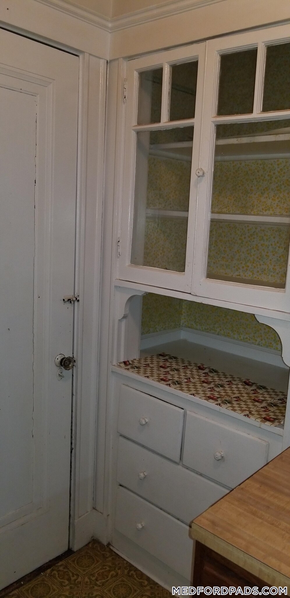 Building Photo - 53 Fellsway W