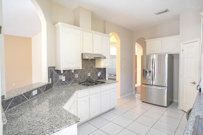 Building Photo - 6006 Country Ridge Dr