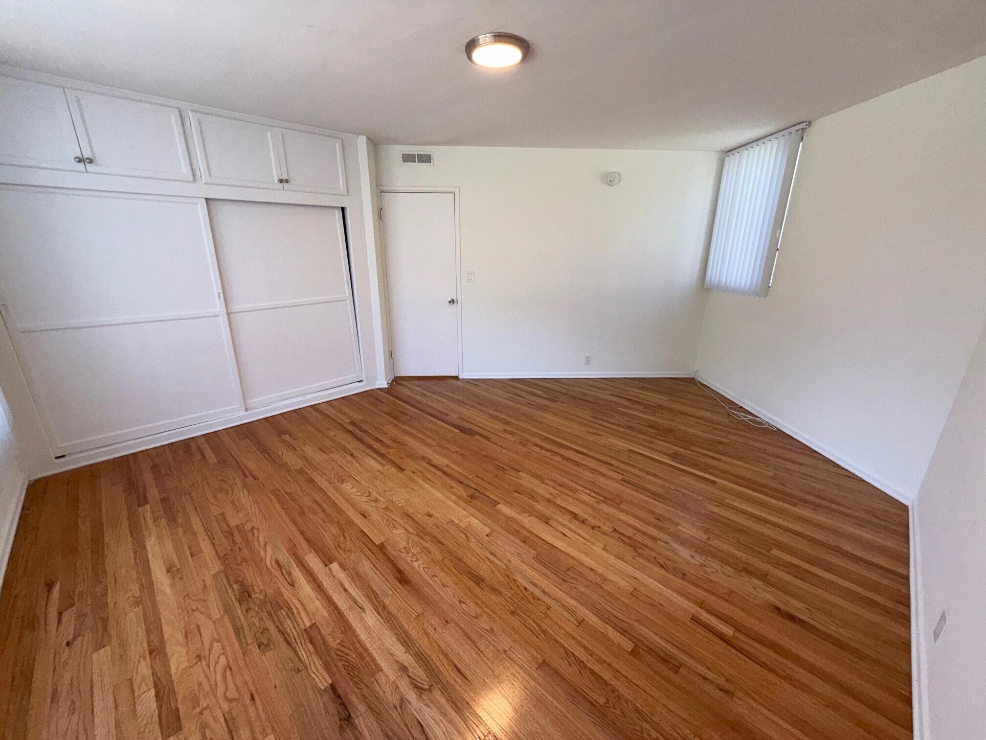 Building Photo - 4266 Fulton Ave