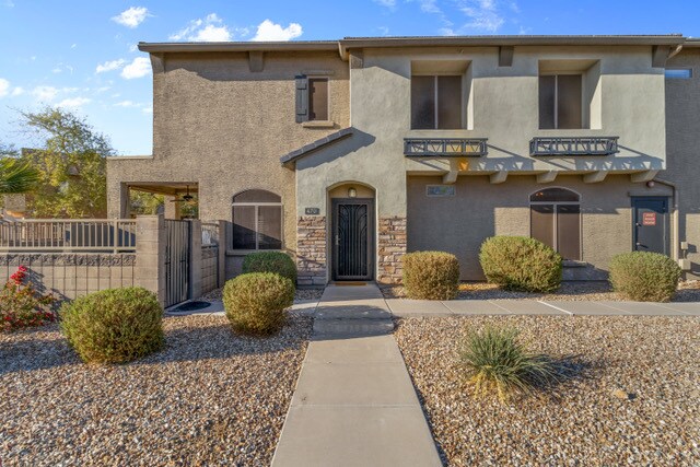 Building Photo - 470 N 168th Ln