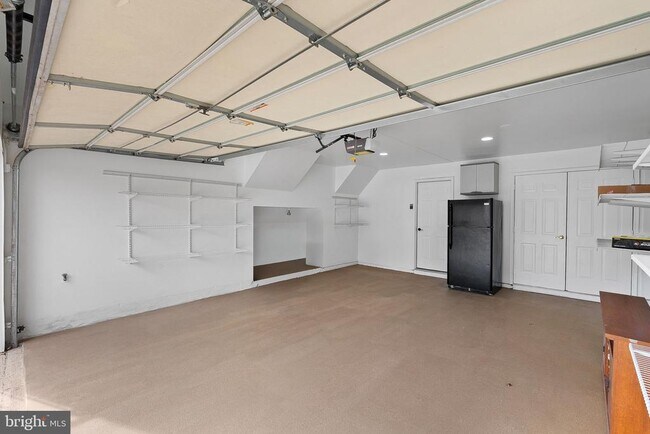 Building Photo - 13584 Cedar Run Ln