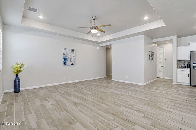 Building Photo - 12917 Nidd Ave