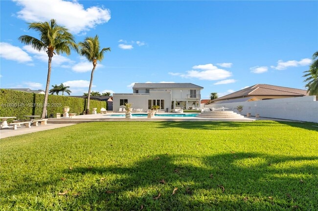 Building Photo - 13815 SW 38th St