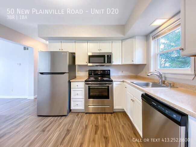 Building Photo - 50 New Plainville Rd