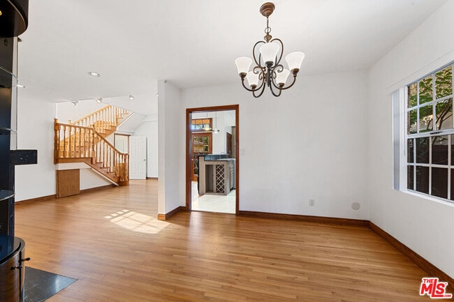 Building Photo - 2823 Coolidge Ave