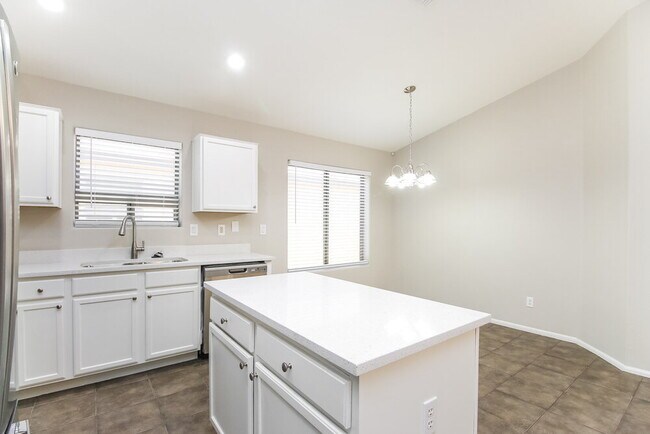 Building Photo - 4094 E Azurite Rd