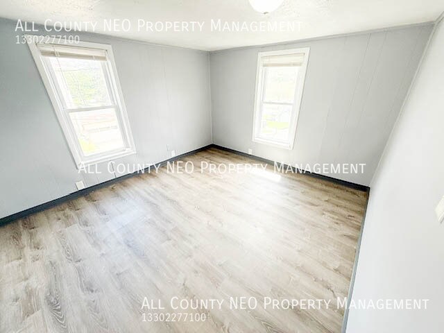 Building Photo - 246 Second Street-