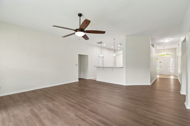 Building Photo - Charming 3-Bedroom Home in The Hideaway – Spacious, Stylish, and Move-In Ready!