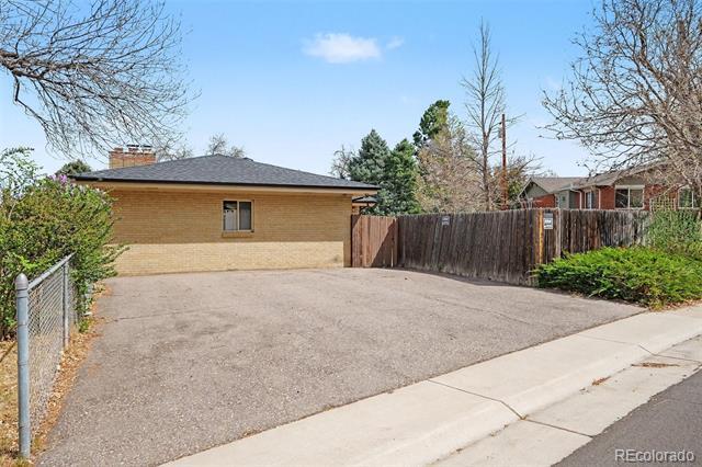 Building Photo - 5984 S Fairfield St