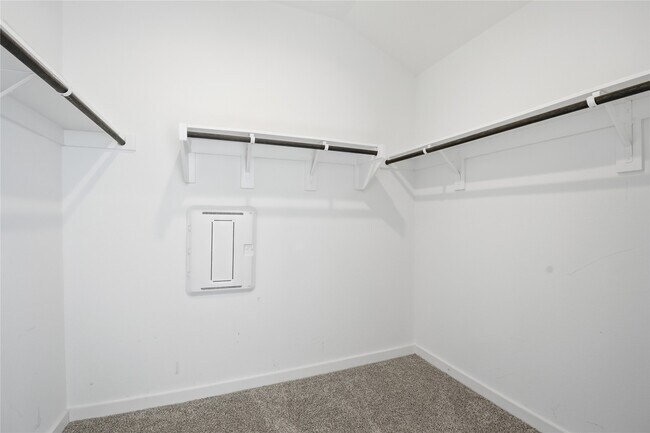 Building Photo - 14251 Big Bnd Dr