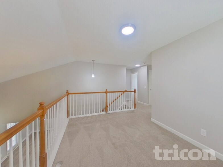 Building Photo - 3341 Braden Dr