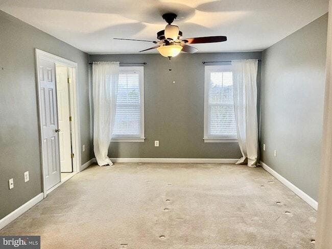 Building Photo - 6003 Popes Creek Pl