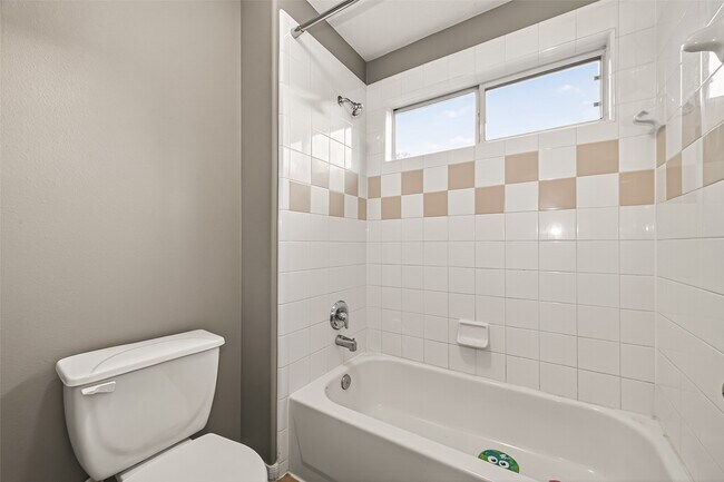 Building Photo - 2810 Shadow Canyon Ln