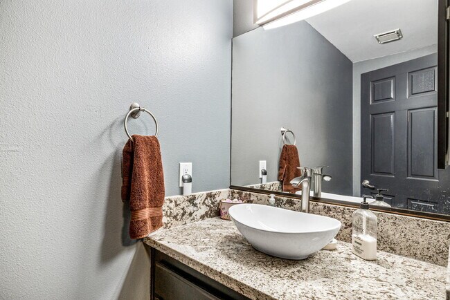 Building Photo - 51025 Burns Canyon Rd