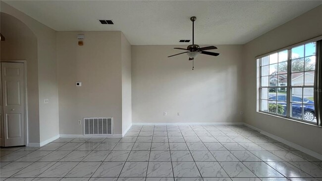 Building Photo - 112 Cello St