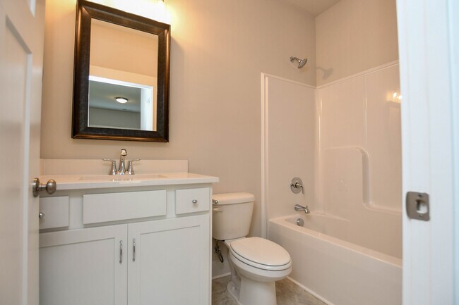 Building Photo - 148 Rosemary Ayers Dr