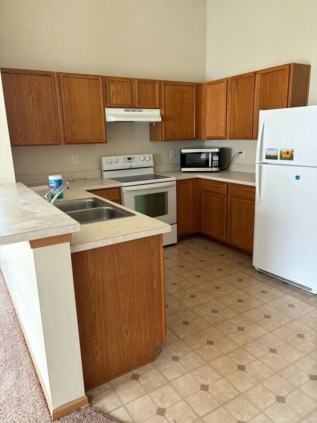 Building Photo - 148 Bertram Dr