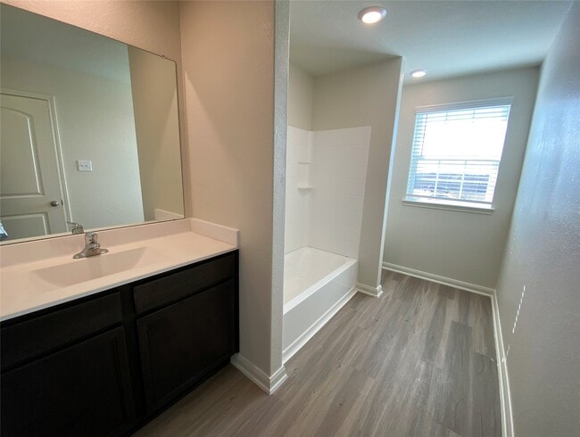 Building Photo - 10707 Gossypium Ct