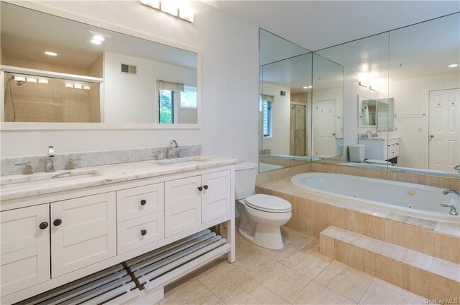 Building Photo - 55 Boulder Ridge Rd