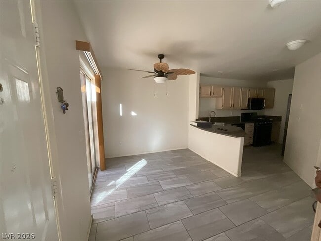 Building Photo - 509 Amber Sunset St