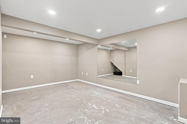 Building Photo - 11414 Bronzedale Dr