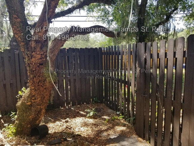 Building Photo - 5627 Ashley Oaks Dr