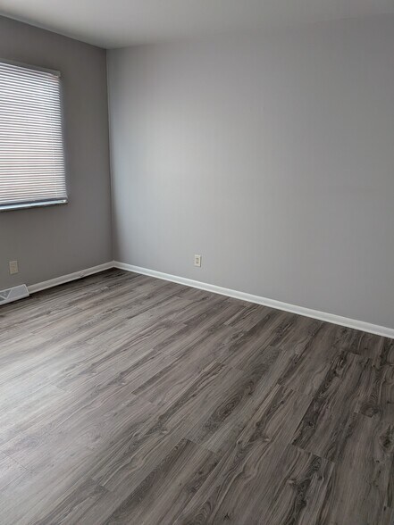 Bedroom 1 - 2863 Cedar Hill Rd