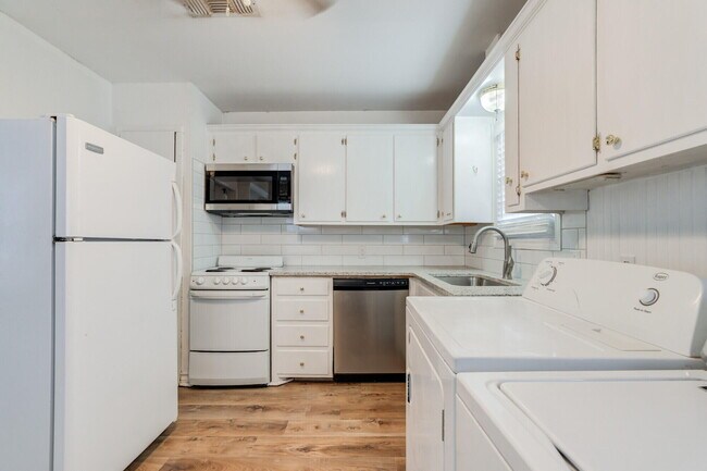 Building Photo - 2701 36th St